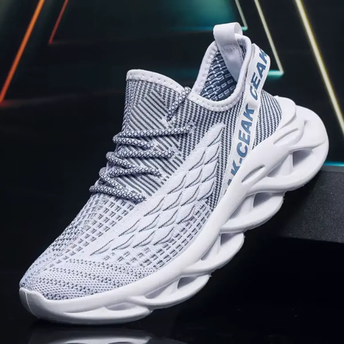 Pulse Fit Sneakers